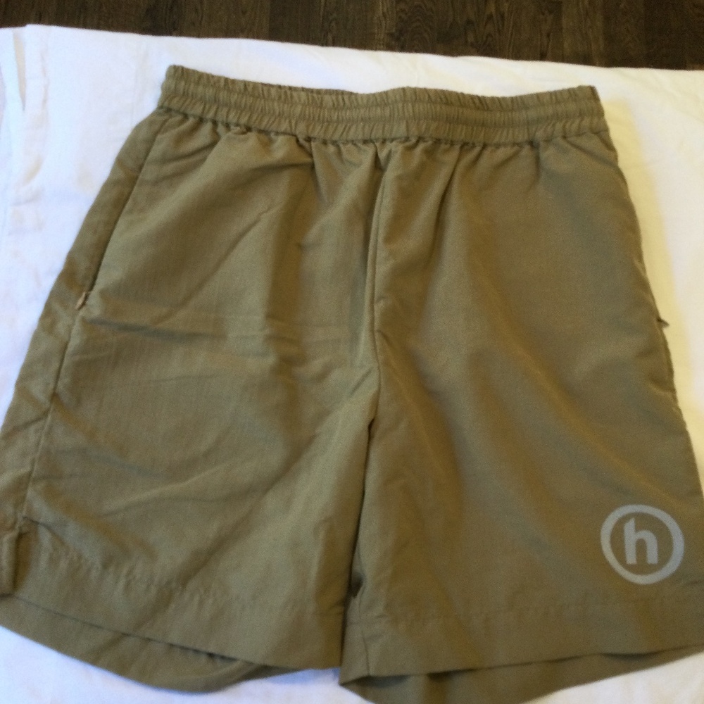 Mens shorts Brand Hidden size L